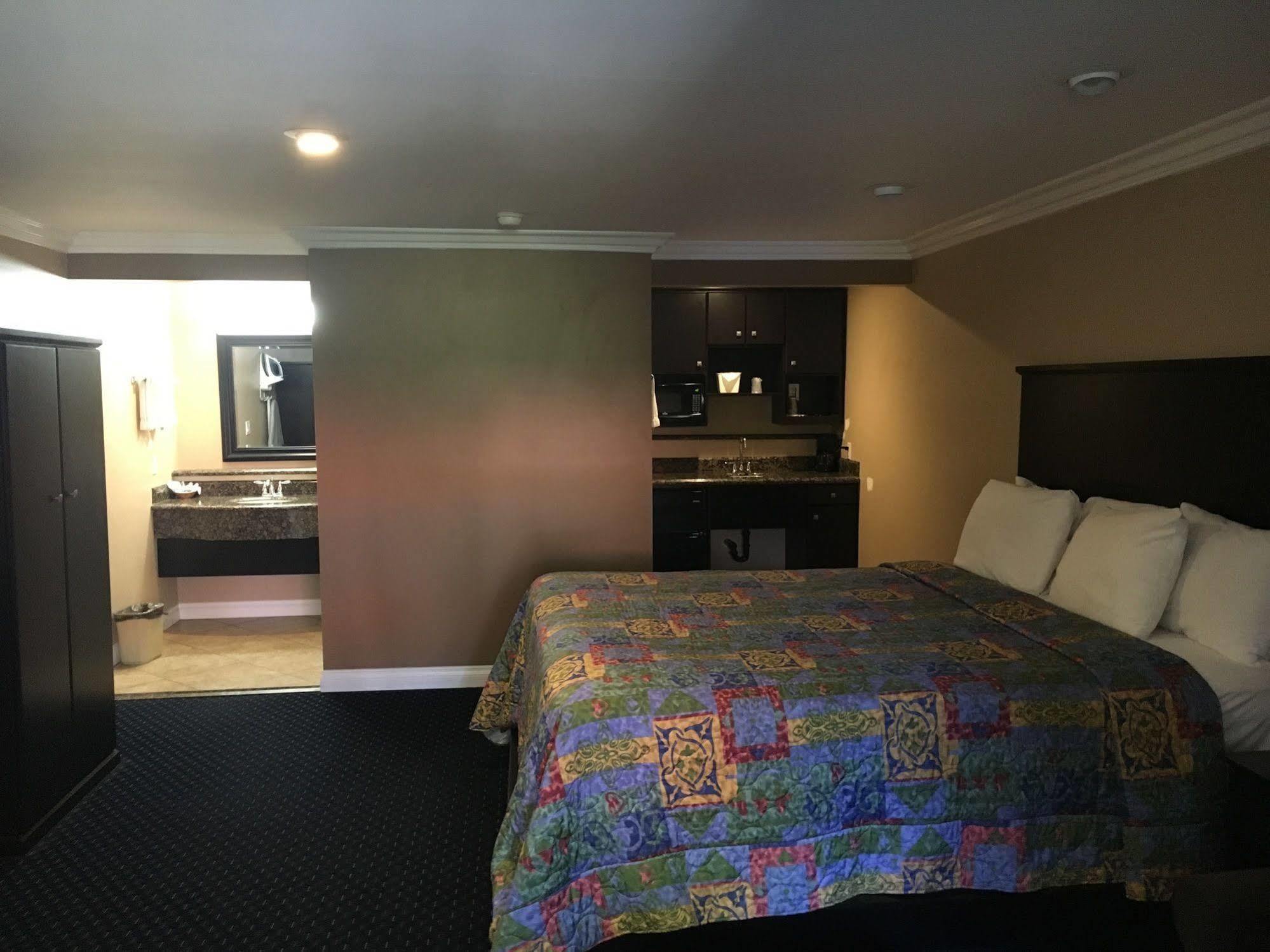 Garden Inn And Suites Glendora Dış mekan fotoğraf